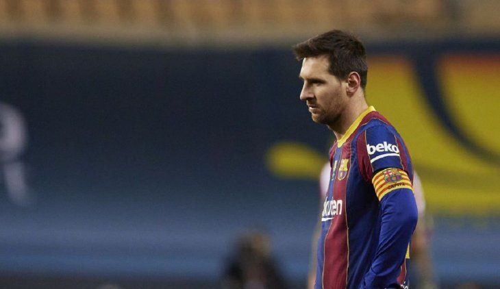 Sigue la filtración: ahora revelan que Lionel Messi tenía que aprender catalán y no lo hizo