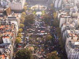 La UBA agradeció el apoyo de la sociedad en la masiva Marcha Federal y el compromiso de Diputados