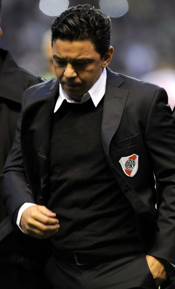 El lamento de Gallardo: En tres minutos perdimos un partido controlado