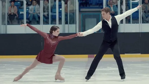 La serie de pocos capítulos que arrasa por su drama romántico