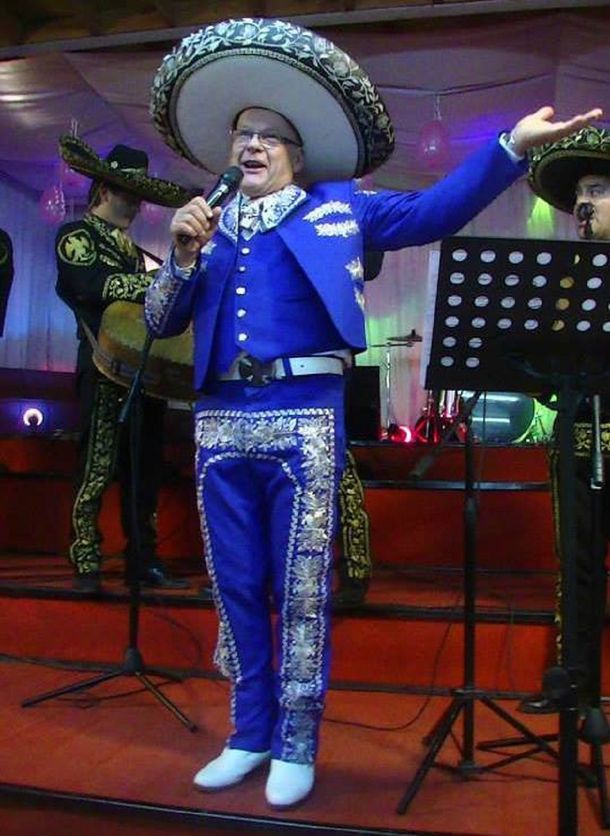 La secretaria del obispo Natalio puso en duda la denuncia de la menor