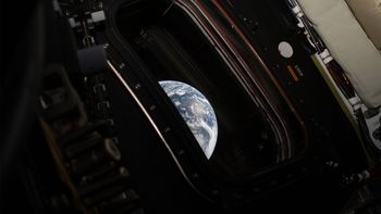 las impresionantes imagenes de la tierra tomadas por la mision artemis ii