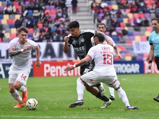 Barracas Central empató con Central Córdoba y se subió a la cima del Clausura