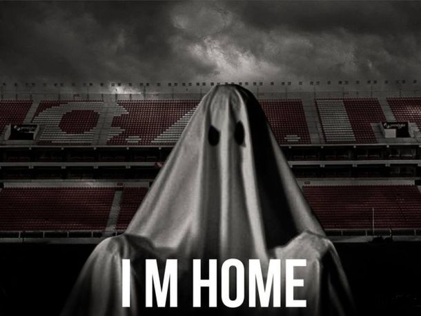 Nuevo afiche: más cargadas de los hinchas de Racing al Rojo