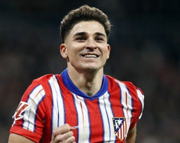 Atlético de Madrid va por un refuerzo de 100 millones para potenciar a Julián Álvarez