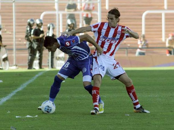 Godoy Cruz derrotó a Unión y lo hunde en el descenso