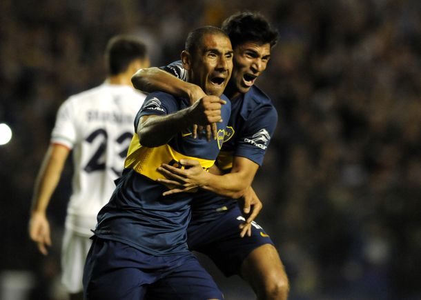 Volver a creer: en el debut del Vasco, Boca derrotó al líder Vélez y se ilusiona