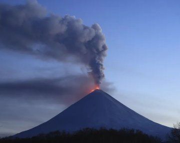 Un volcán de Kamchatka entró en erupción tras el terremoto que sacudió a Rusia