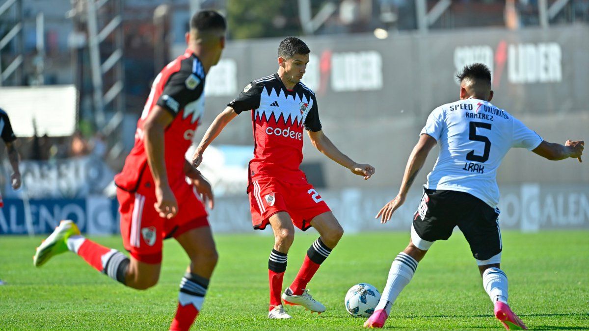 Copa de la Liga: River goleó a Riestra en un partido histórico y lidera la Zona A