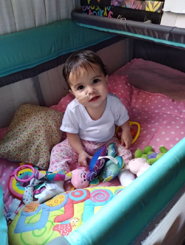 Constanza nació con onfalocele y cardiopatía congénita, se someterá a una riesgosa cirugía y necesita ayuda