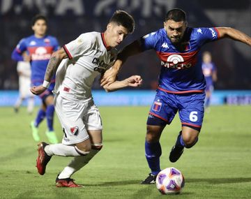 No le sirvió a ninguno: Tigre y Newells empataron 2-2 en Victoria