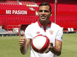 gabriel mercado grabo un mensaje para los hinchas del sevilla gabriel mercado grabo un mensaje para los hinchas del sevilla