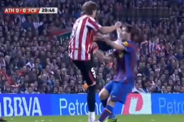 La brutal plancha del defensor venezolano