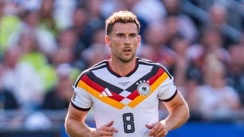 polemica en alemania: apuntan contra goretzka por haberse negado a patear un penal polemica en alemania: apuntan contra goretzka por haberse negado a patear un penal