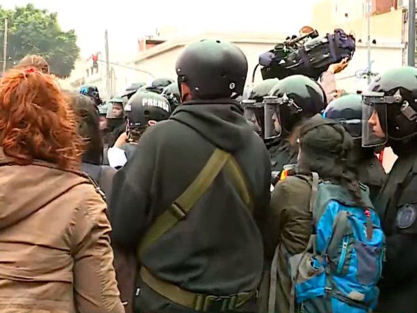 La Policía Federal impide que la marcha piquetera llegue a la Quinta de Olivos