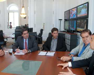 Reunión de funcionarios del Gobierno con Miguel Galuccio para analizar el sector petrolero.