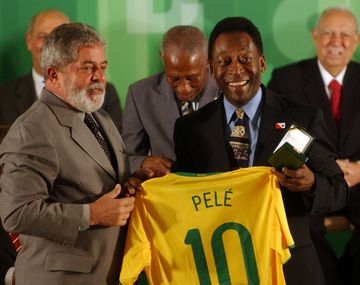 Lula da Silva asiste este martes al velatorio de Pelé