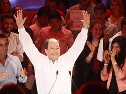 sanz lanzo su precandidatura para presidente sanz lanzo su precandidatura para presidente