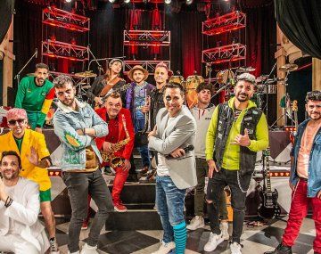 Banda cordobesa echó a trombonista por comentarios ofensivos contra mexicanos