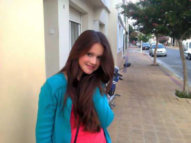 Dolor de madre por sus dos hijos: una murió y el otro sería el asesino