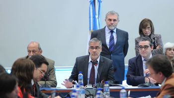 diputados dio dictamen de mayoria al presupuesto 2014 diputados dio dictamen de mayoria al presupuesto 2014