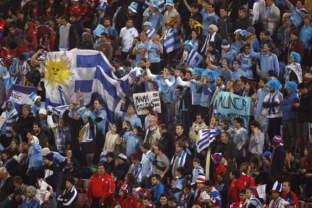 El color de las tribunas en Chile vs. Uruguay