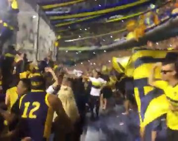 ¡Boca vive de fiesta! El domingo se armó el trencito del carnaval carioca en la tribuna