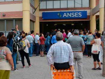 Pagos de ANSES: modificación por feriado, quienes cobran hoy lunes 21 de marzo