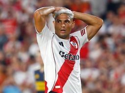 el descargo de maxi salas tras el video viral pateando una pelota contra la tribuna de river el descargo de maxi salas tras el video viral pateando una pelota contra la tribuna de river
