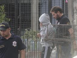 crimen de noelia: un celular y manchas de sangre complican al sospechoso crimen de noelia: un celular y manchas de sangre complican al sospechoso