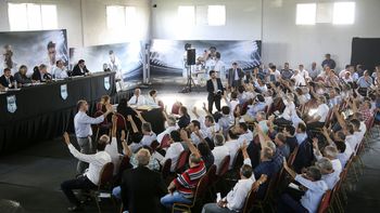 La asamblea de la AFA en Ezeiza La asamblea de la AFA en Ezeiza