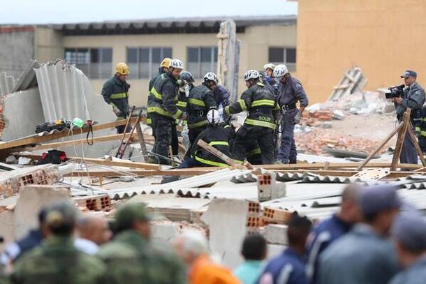 Tragedia en Brasil: al menos 7 muertos por un derrumbe