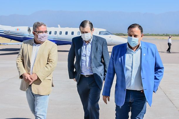 La Rioja: Ricardo Quintela recibió a gobernadores y aguarda por el Presidente 