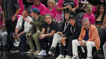 De Manu Ginóbili a Ben Stiller y la promesa de Donald Trump: los famosos que palpitan las finales de la NBA De Manu Ginóbili a Ben Stiller y la promesa de Donald Trump: los famosos que palpitan las finales de la NBA