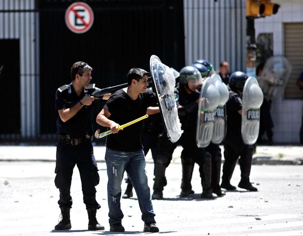 Casal sobre los ataques: Las penas no son excarcelables