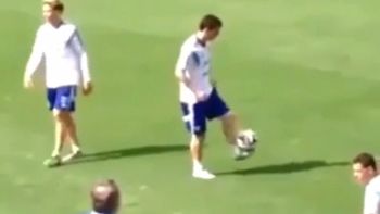 asi se divirtio lionel messi durante la entrada en calor asi se divirtio lionel messi durante la entrada en calor