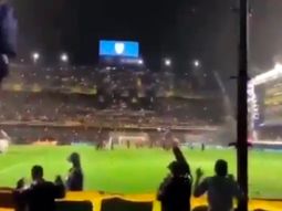 ¡Tremendo! La brutal caída de un hincha de Boca en plena tribuna que asustó a todos