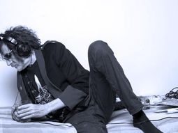 Furor por la nueva canción de Charly García Furor por la nueva canción de Charly García
