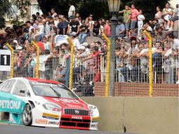 crecio el turismo en la capital por el super tc 2000 crecio el turismo en la capital por el super tc 2000