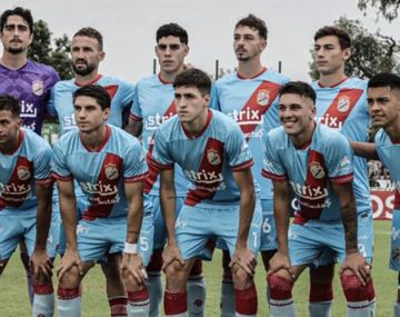 Arsenal de Sarandí descendió a la B Metropolitana y vuelve a la tercera división tras 33 años