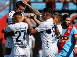 Cómo ver en vivo Gimnasia de La Plata vs Arsenal por la Liga Profesional de Fútbol. Cómo ver en vivo Gimnasia de La Plata vs Arsenal por la Liga Profesional de Fútbol.