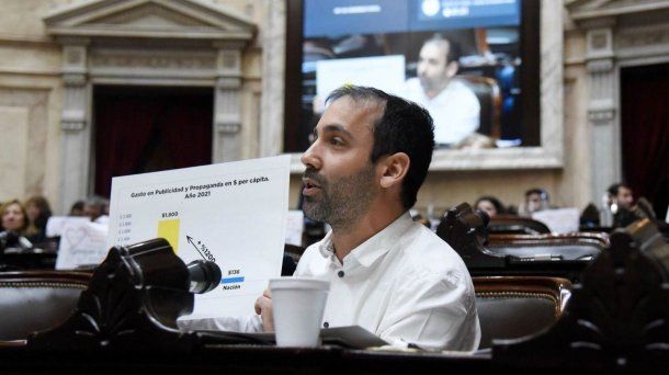 Itai Hagman: En un año y medio, este gobierno acumuló más escándalos de corrupción que ningún otro