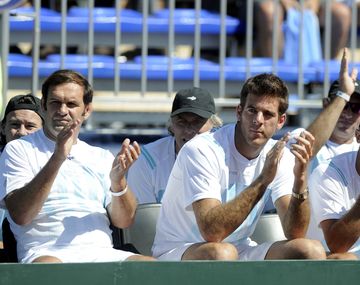 Del Potro acompañó al equipo argentino en el primer día de la Copa Davis