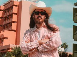 carlos sadness estreno su nueva cancion la vida perfecta carlos sadness estreno su nueva cancion la vida perfecta