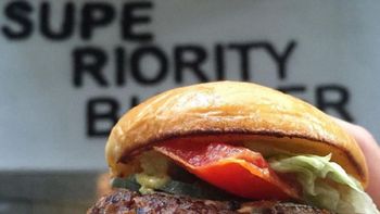 polemica por la eleccion de la mejor hamburguesa del mundo: no tiene carne polemica por la eleccion de la mejor hamburguesa del mundo: no tiene carne