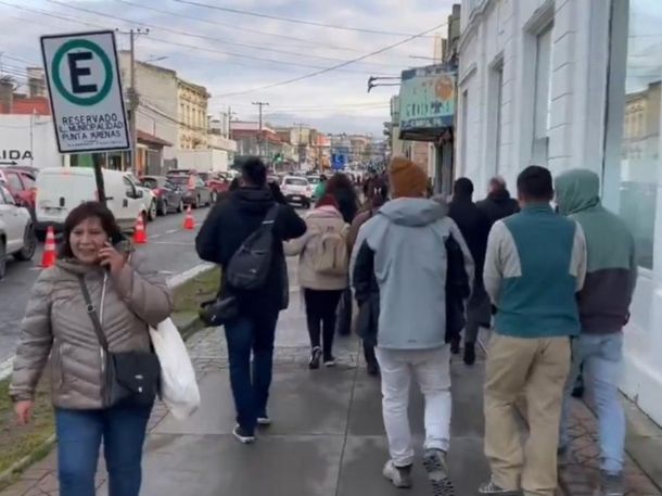 Chile activó su protocolo de emergencia ante alerta de tsunami y evacuó las zonas costeras