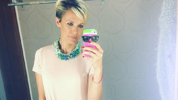 el cambio de look de denise dumas que es tendencia: ¡pelo gris! el cambio de look de denise dumas que es tendencia: ¡pelo gris!