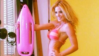 jesica cirio, muy sexy, poso a lo pamela anderson jesica cirio, muy sexy, poso a lo pamela anderson