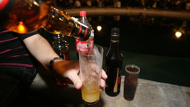 Uruguay impulsa una ley para limitar el consumo de alcohol