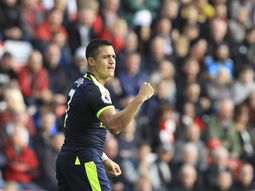 Alexis Sánches finalizó un a gran jugada del Arsenal, que incluyó 22 pases ante el Sunderland Alexis Sánches finalizó un a gran jugada del Arsenal, que incluyó 22 pases ante el Sunderland